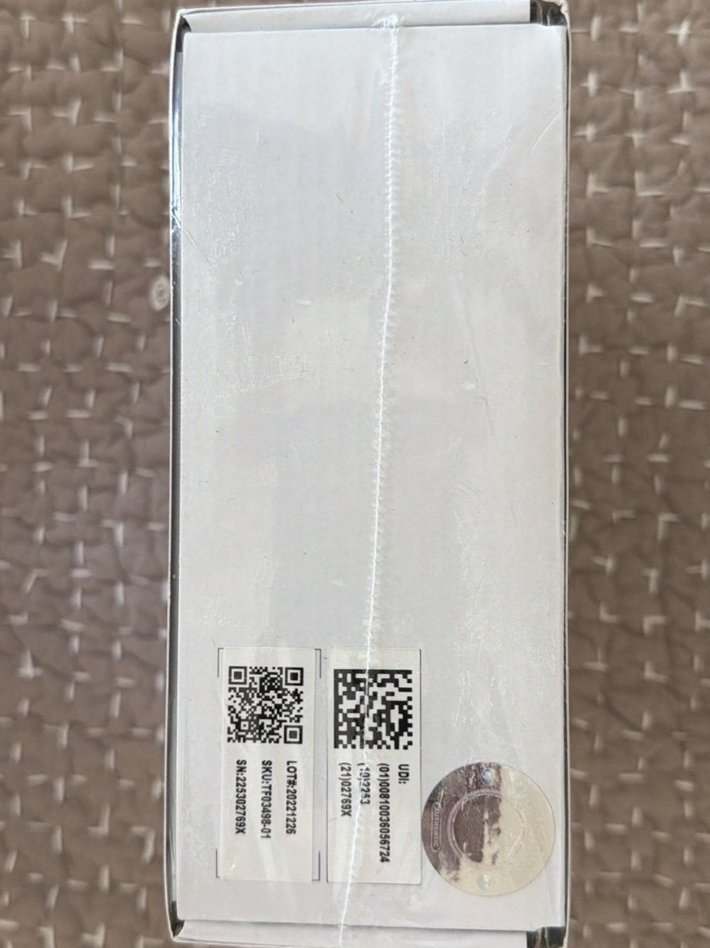 Therabody White and Silver Device Packaging - Picture 2 of 3